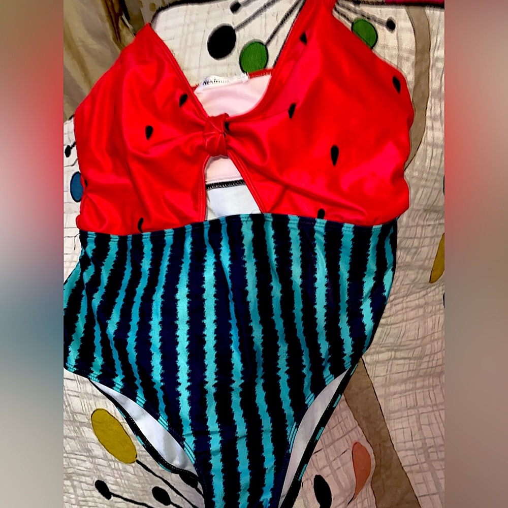One piece swimsuit